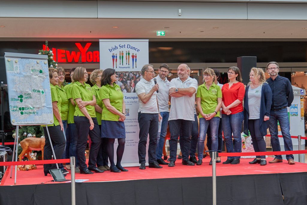Impressionen vom Stadtquartier: Auftritt am 23.11.2019 28 SetDance_Auftritt_23-11-2019_ DSC03466
