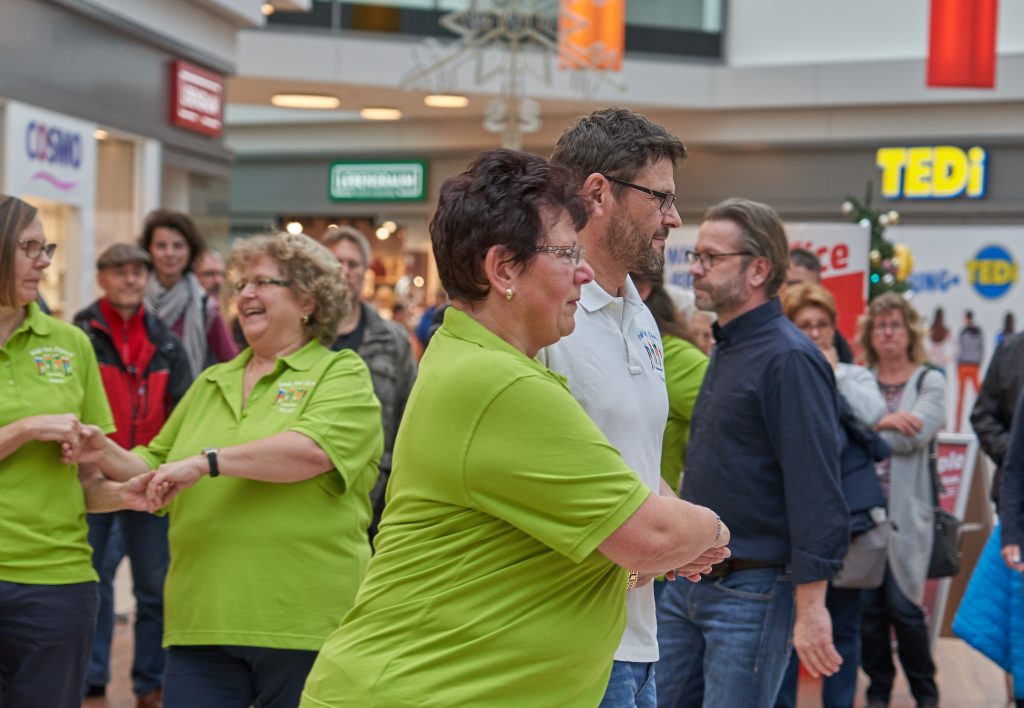 Impressionen vom Stadtquartier: Auftritt am 23.11.2019 18 SetDance_Auftritt_23-11-2019_ DSC03533