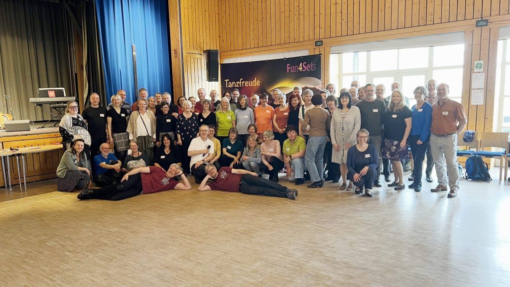 Fun4Sets • Irish Set Dance Weekends in Neumarkt 2 Gruppenfoto•Fun4Sets 2026•bearbeitet finfin